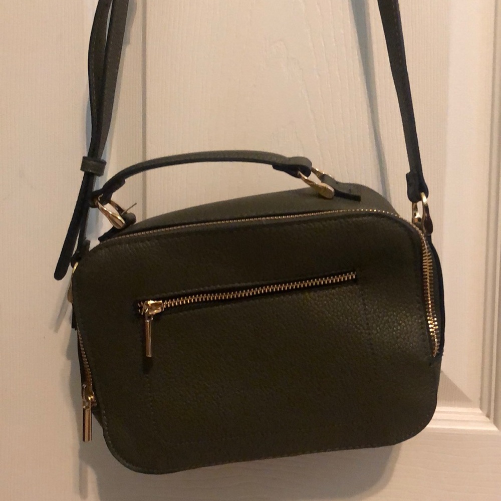 Crossbody bag